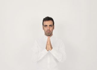 Colapesce, il nuovo talento del cantautorato italiano in gara a Sanremo Colapesce © deerwaves.com
