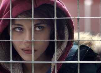 “Fiore”: stasera in TV il delicato racconto di due giovani lasciati a se stessi "Fiore" di Giovannesi - Photo Credits: Cinematographe.it
