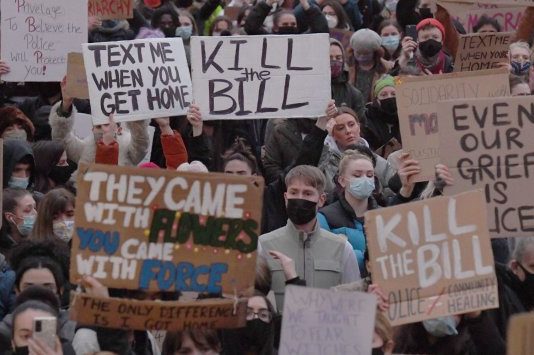 #KilltheBill: proteste nell’UK contro la nuova legge “draconiana” proteste scoppiano nel Regno Unito in seguito alla nuova legge