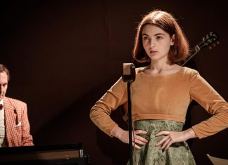 “La bambina che non voleva cantare”, Tecla Insolia è Nada nel film tv in prima visione su Raiuno "La bambina che non voleva cantare" stasera su Raiuno - Photo Credits ufficiostampa rai