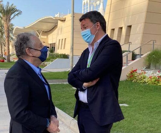 Renzi al GP del Bahrein, proteste sui social. Lui si difende: “Regole rispettate”