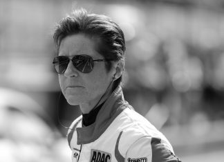 Sabine Schmitz, si spegne la regina del Nurburgring Sabine Schmitz
