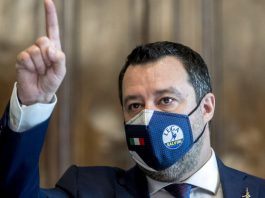 Salvini va per la sua strada: “Dopo Pasqua riaprire tutto” salvini
