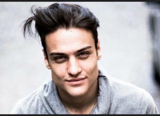 Simone Paciello, in arte Awed, chi è il concorrente dell’Isola dei Famosi
