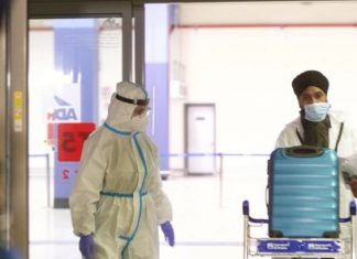 Variante indiana, 23 positivi in un volo dall’India nonostante le restrizioni passeggeri provenienti dall'India