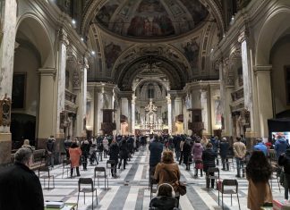 Messa di Pasqua 2021, si può andare a messa?
