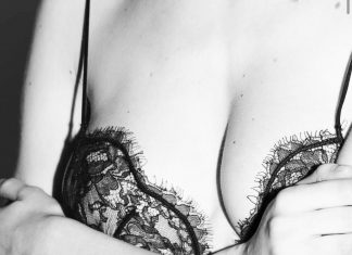 N21 presenta la sua prima collezione underwear REGGISENO E CULOTTE IN PIZZO CHANTILLY COLORE NERO N21 UNDERWEAR- Credits: N°21