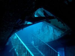 Titanic, storia dell’inabissamento RELITTO DELLA GRANDE SCALINATA DEL TITANIC - Credits: PINTEREST