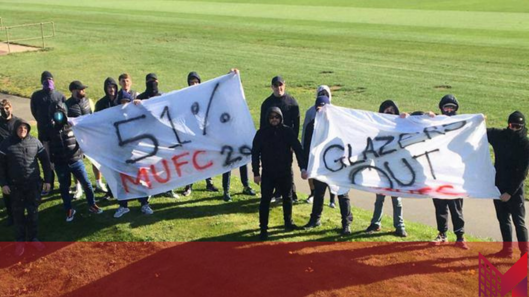 Manchester United, continua la protesta dei tifosi ...