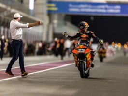 GP Valencia Moto2: vittoria amara per Fernandez, Gardner è campione! Raul Fernandez