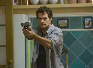 Highlander, il reboot con Henry Cavill sta procedendo e prendendo forma Henry Cavill in "La fredda luce del giorno", stasera in tv su Italia 1 - Photo Credits: Time Out
