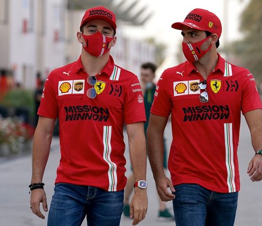 Ferrari, Leclerc e Sainz si cospargono il capo di cenere: “Weekend duro…” ferrari u-mask