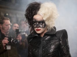 Crudelia: ecco il nuovo trailer italiano del film con Emma Stone Crudelia © ufficio stampa Cristiana Caimmi