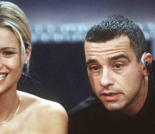 Eros Ramazzotti, arriva il nuovo singolo “Ama” con l’ex moglie e la figlia photo credits: MeteoWeek.com