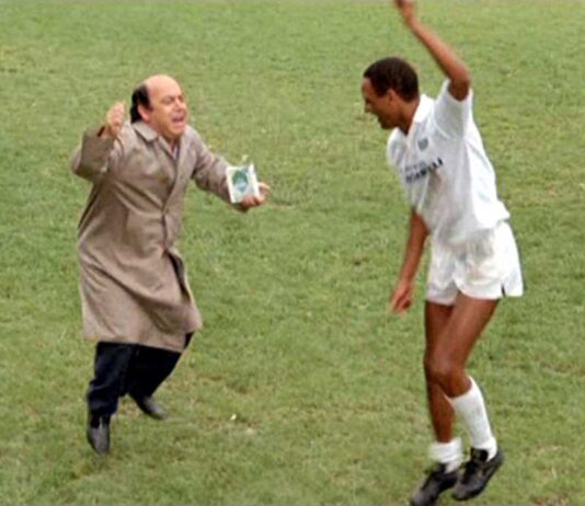 “L’allenatore nel pallone” stasera in tv, la bizona di Oronzo Canà in serie A