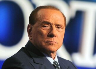 Silvio Berlusconi rinuncia a candidarsi al Quirinale