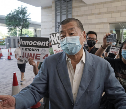 Hong Kong, condannati Jimmy Lai e altri 7 attivisti pro democrazia