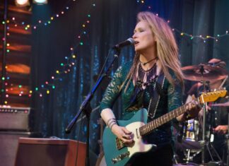 “Dove eravamo rimasti”: stasera in TV Meryl Streep si veste da rock star Meryl Streep in "Dove eravamo rimasti" - Photo Credits: Cinematographe.it