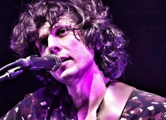 Ermal Meta presenterà ad Amici il suo nuovo singolo “Uno” Ermal Meta - fonte: https://www.facebook.com/groups/938838059583685