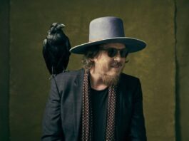 Zucchero, chi è l’ex moglie Angela Figliè: “Dopo la separazione sono andato a lavorare nei campi” Zucchero, l'ex moglie Angela Figlie - Photo Credits © Robert Ashcroft