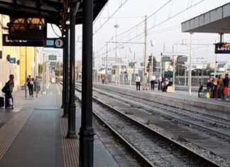 Studente di 15 anni spara con una scacciacani nella stazione di Lecco