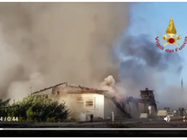 Forte dei Marmi, incendio allo storico stabilimento balneare Gilda