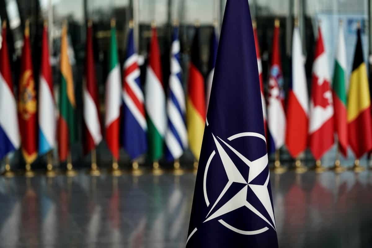 Nato, la Cina risponde alle accuse del vertice di Bruxelles Nato, fonte linkiesta.it
