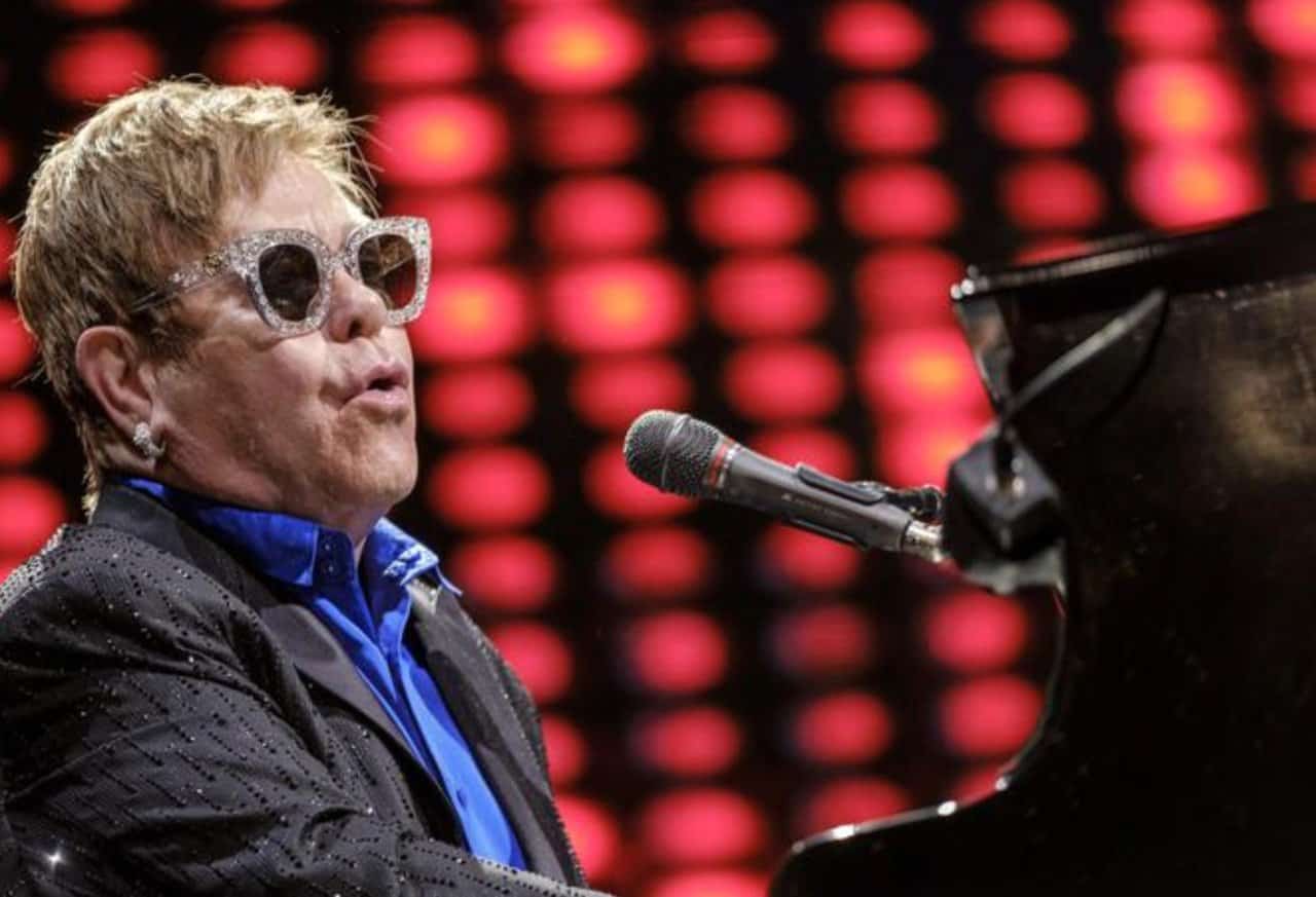 Elton John, comincerà nel 2022 il suo ultimo tour Elton John, comincerà nel 2022 il suo ultimo tour © il mattino.it