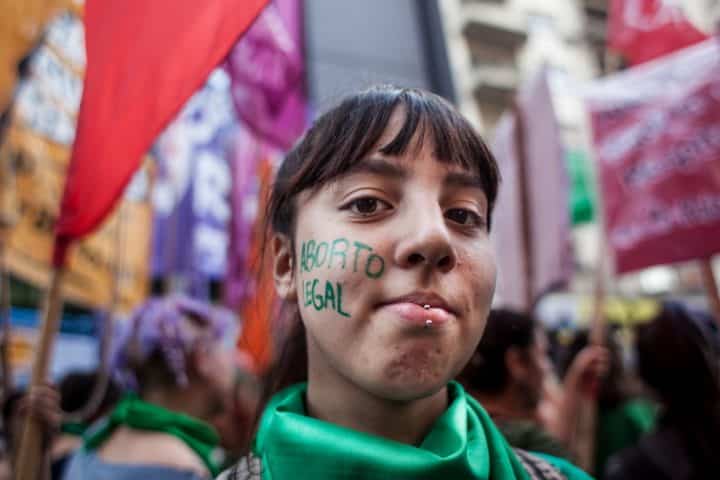Accesso all’aborto tra i diritti umani per L’UE Accesso all'aborto tra i diritti umani