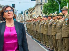 Elisabetta Trenta lascia il Movimento 5 Stelle