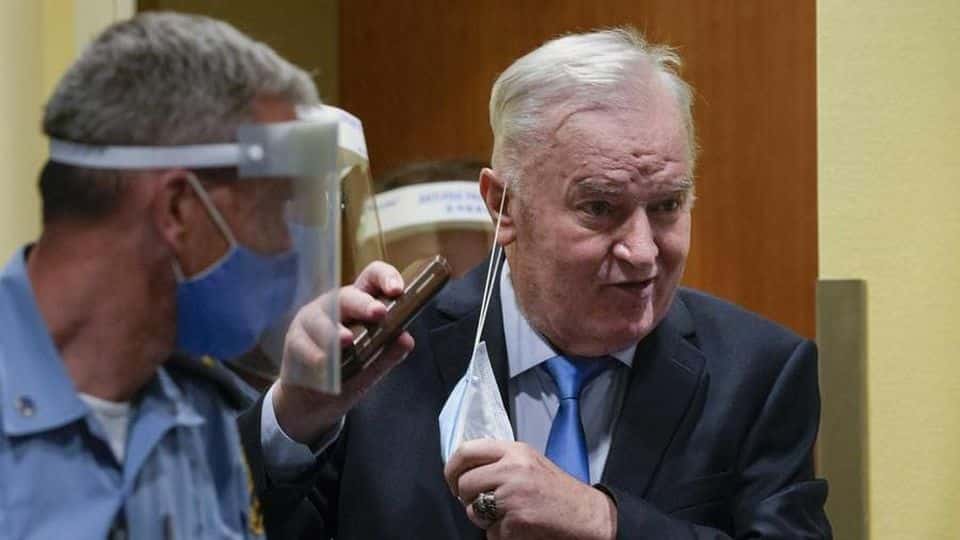 Ratko Mladić, confermato l’ergastolo per l’autore del massacro di Srebrenica Ratko Mladić
