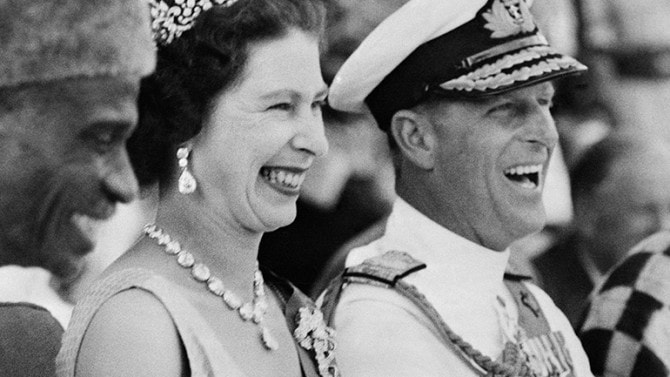 Principe Filippo ed Elisabetta II, ecco alcune curiosità sulla loro storia d’amore credit: Grazia