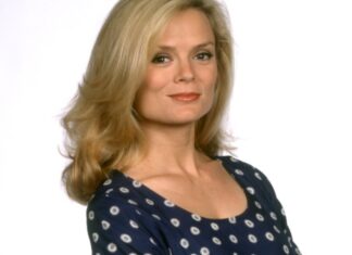 Romy Walthall, è morta l’attrice di Face/Off e X-Files Romy walthall, è morta a 57 anni per un arresto cardiaco - Photo Credits ComicBook.com
