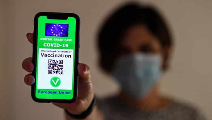Green pass all’italiana: gli scenari che si prospettano