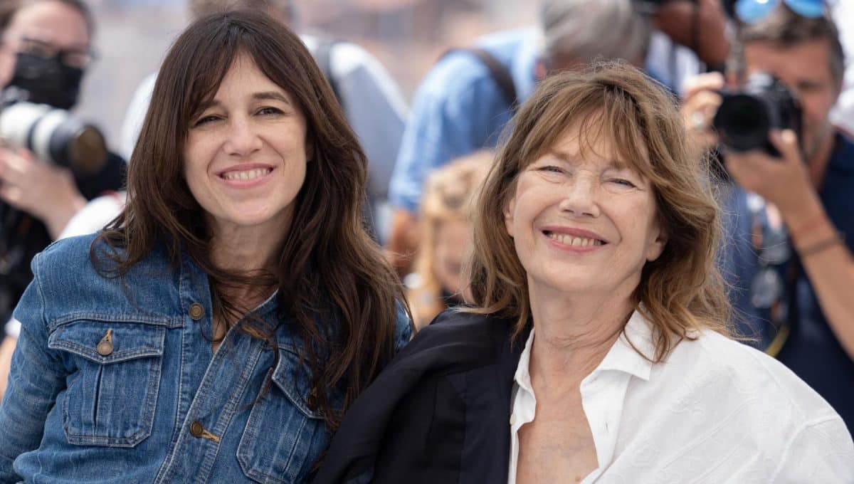 Charlotte Gainsbourg, il confronto con la madre Jane Birkin a Cannes 2021 Photo credits: La repubblica