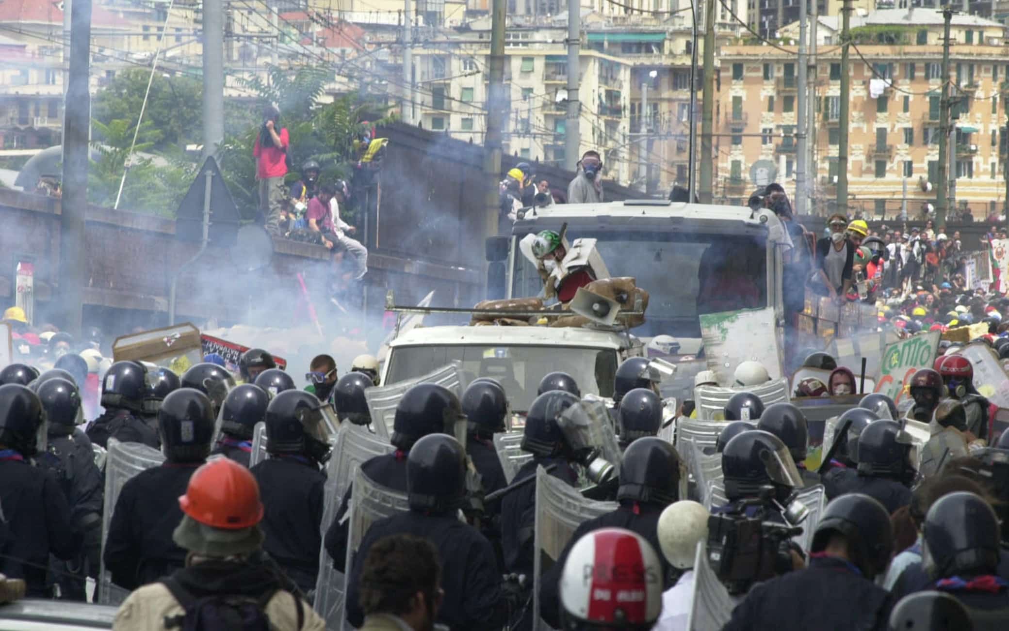 G8 di Genova, Mario Placanica “Da 20 anni vivo in una prigione” Mario Placanica