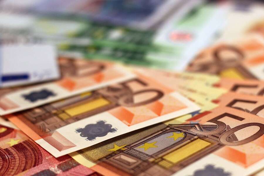 Contributo a fondo perduto per attività stagionali: al via da oggi la richiesta