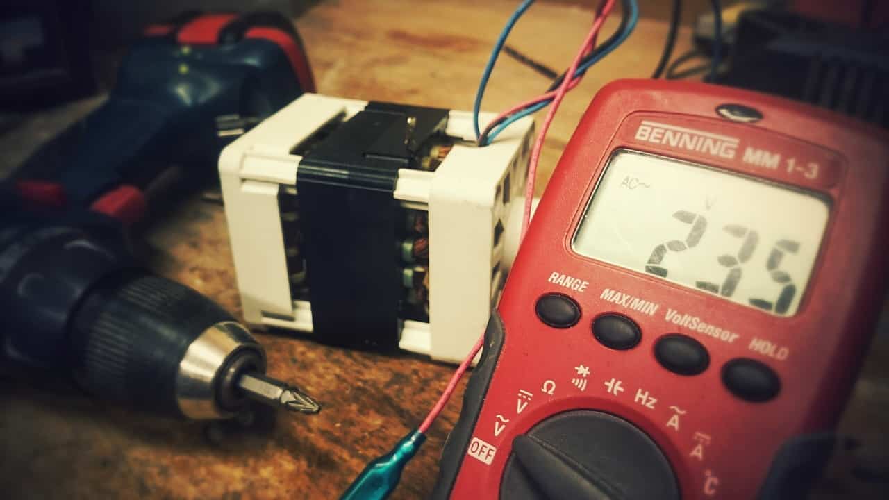 Fai da te nel 2021, come può aiutarti la tecnologia avvitatore elettrico