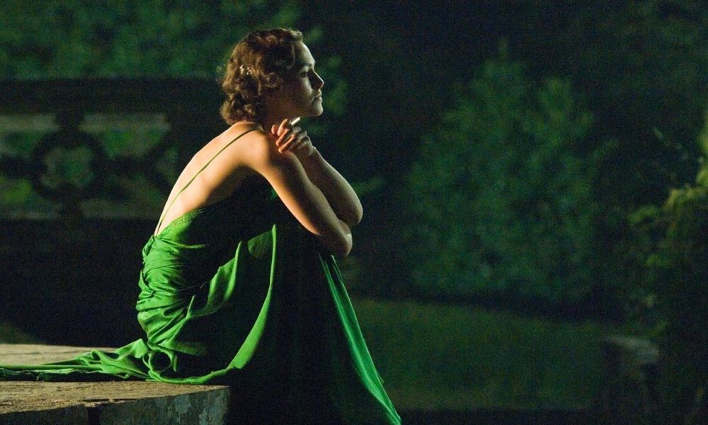 Keira Knightley, “Espiazione” in abito verde