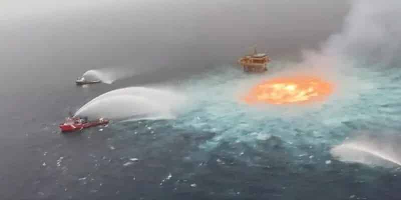 Fiamme sotto l’Oceano: a fuoco oleodotto offshore, vicino a una piattaforma in Messico