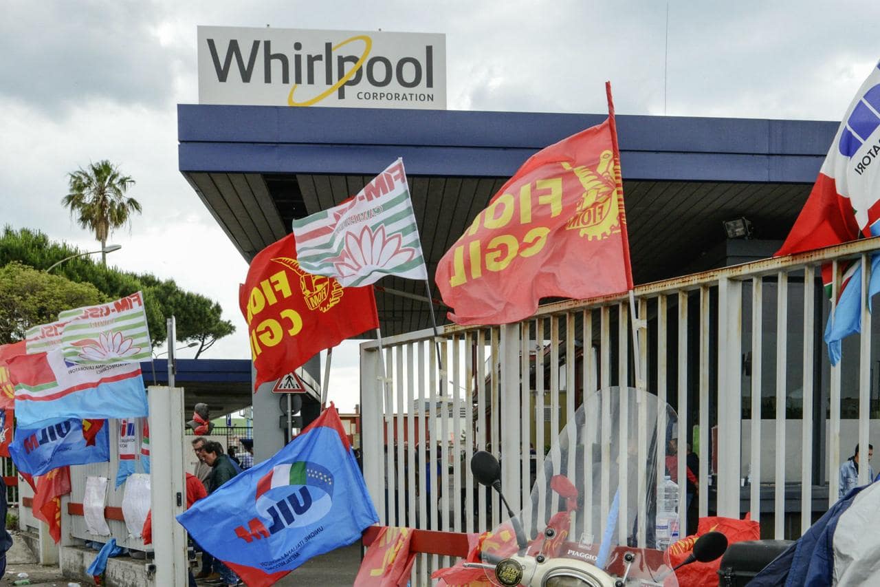 Whirlpool, il licenziamento collettivo a Napoli e la fine del dialogo Whirpool, fonte primamonza.it