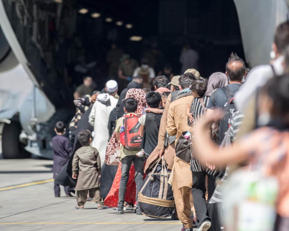 Afghanistan, spari contro un aereo italiano in decollo da Kabul