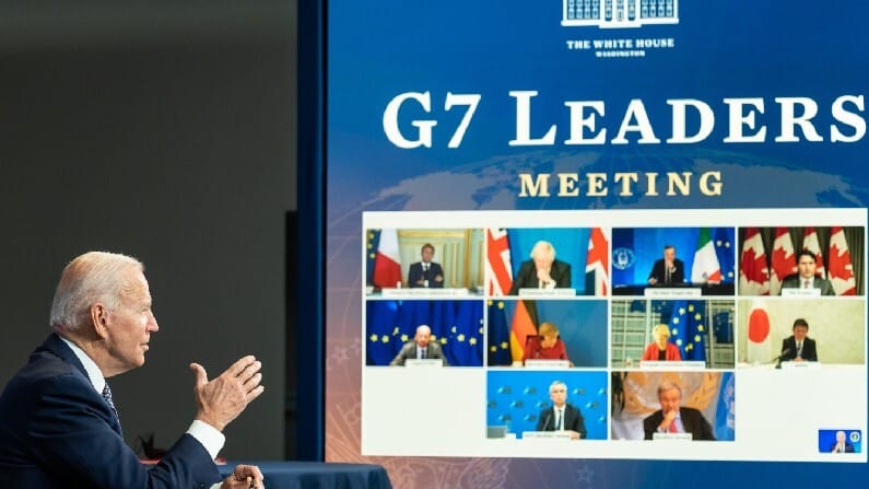 Biden non cede agli alleati del G7: gli Usa saranno fuori il 31 agosto. Draghi: “Mantenere contatti anche dopo”