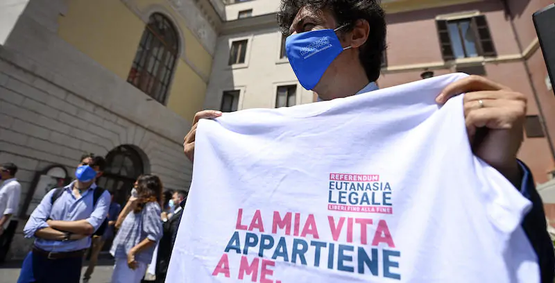 Referendum eutanasia: raggiunte 500 mila firme