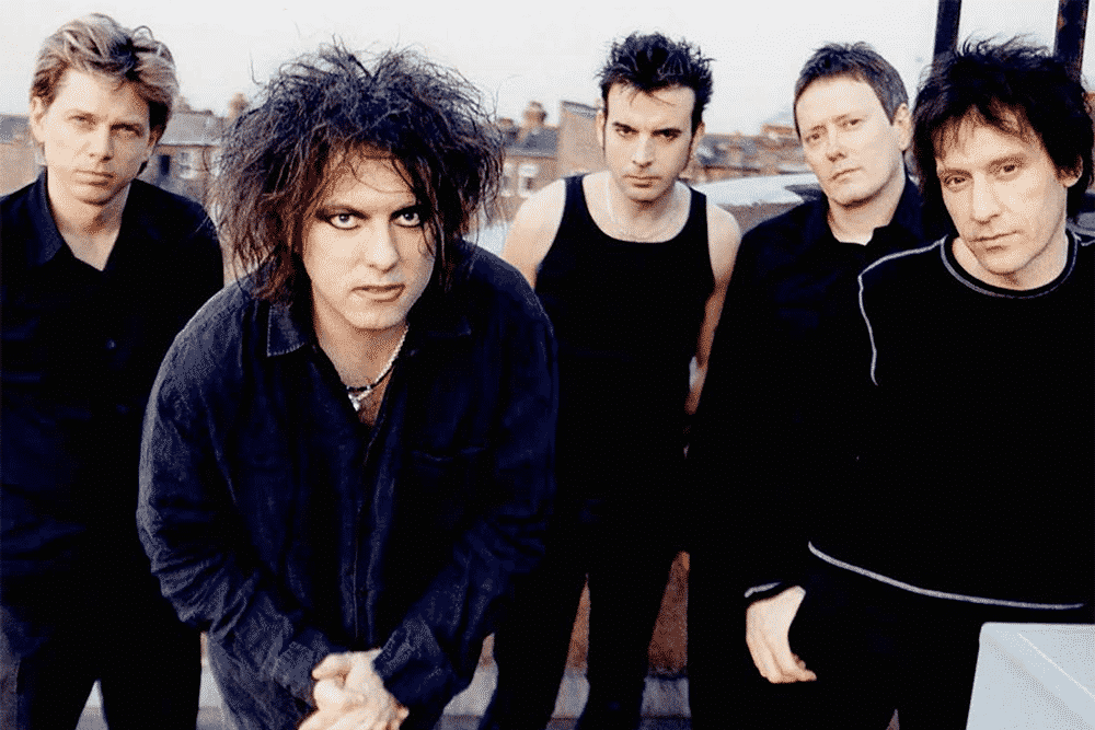 Simon Gallup, lo storico bassista dei The Cure lascia la band thecureHeyJudeMagazine