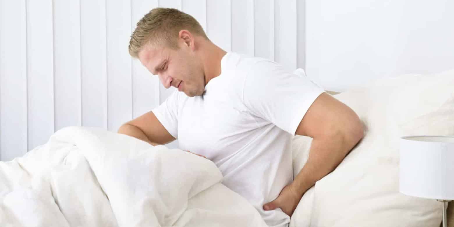 Mal di schiena ed indolenzimenti notturni: quali le cause?