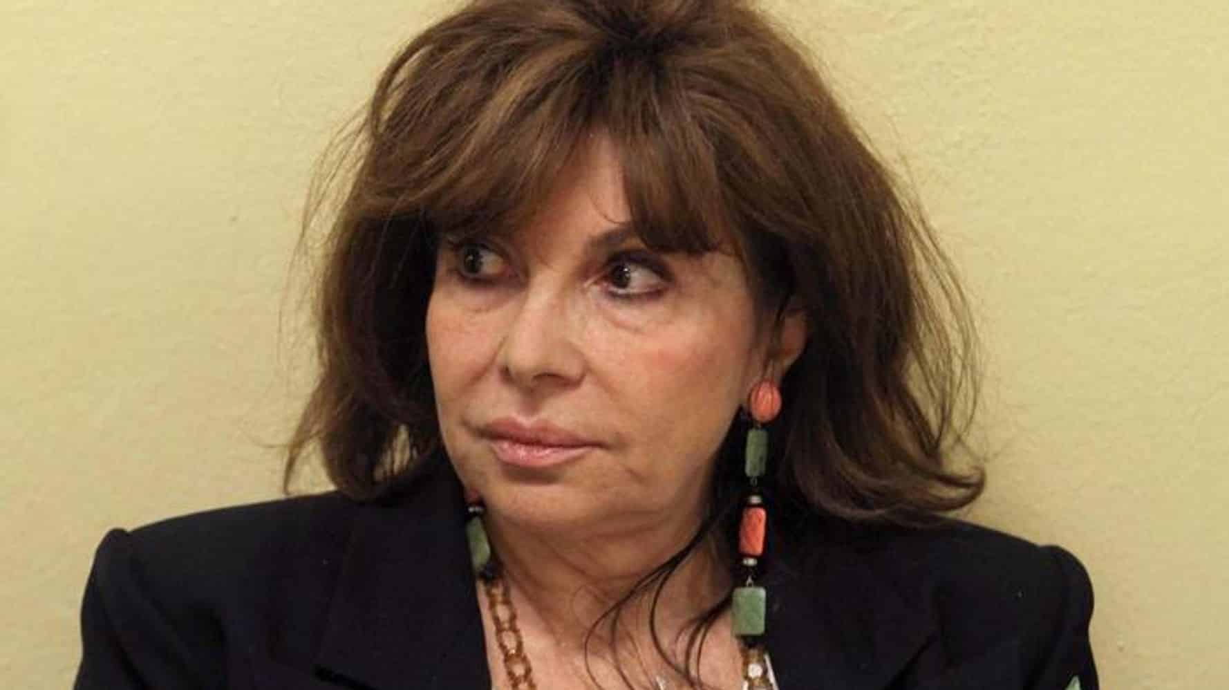 Patrizia Reggiani, la sua assistente dovrà lasciare la villa Patrizia Reggiani condannata per l'omicidio del marito Maurizio Gucci