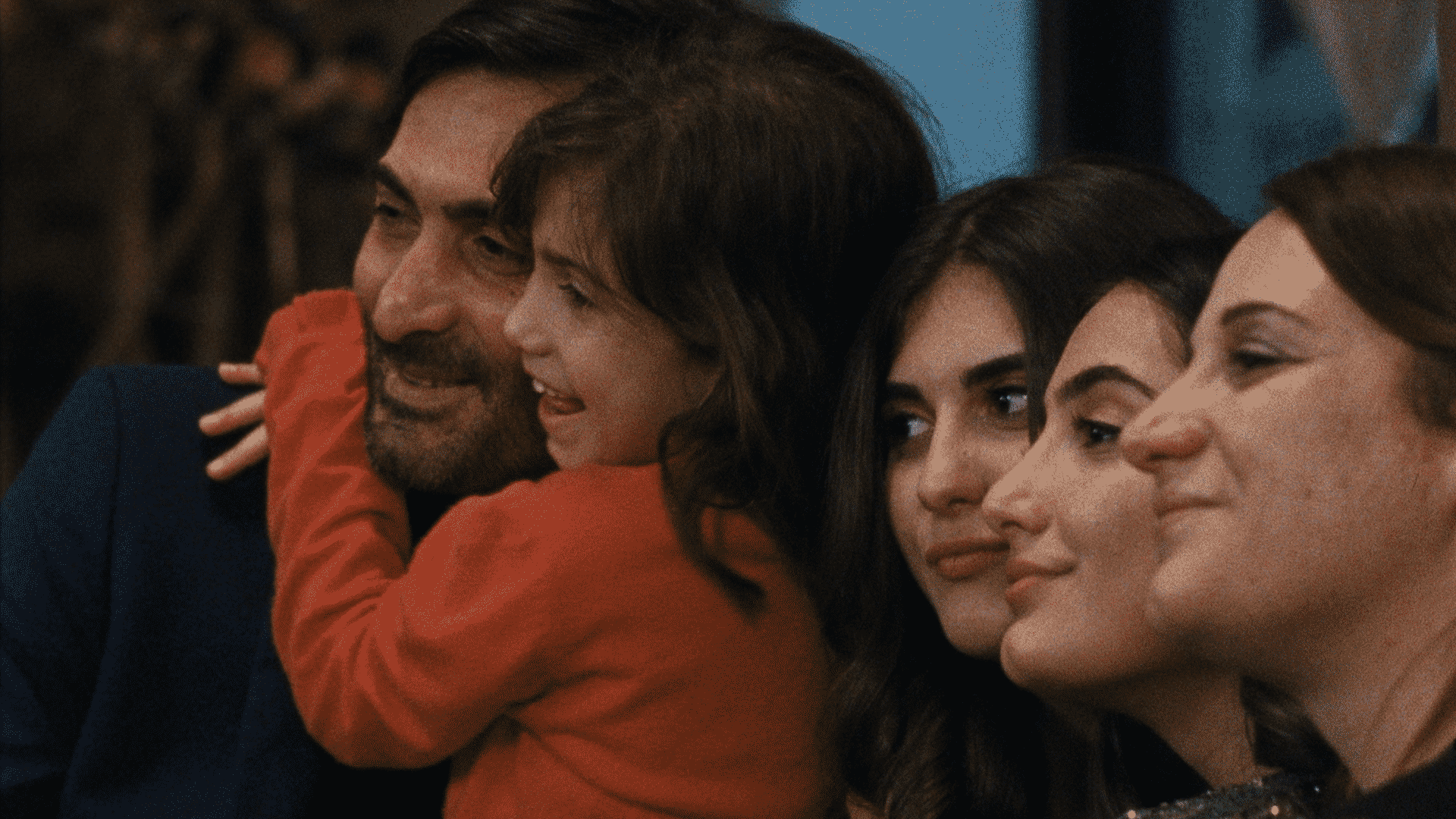 “A Chiara”, il trailer del film di Jonas Carpignano premiato al Festival Di Cannes 2021 A Chiara il trailer del film di Jonas Carpignano - Photo Credits per gentile concessione di Lucky Red e Di Milla Macchiavelli