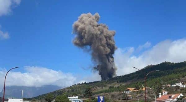 Canarie, erutta il vulcano Cumbre Vieja di La Palma: 5mila gli evacuati