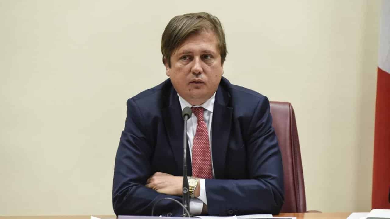 Il sottosegretario Sileri: “Lavoriamo per ridurre la quarantena a scuola”